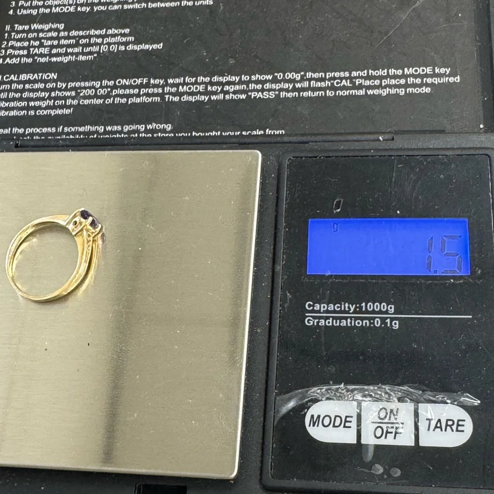 14K yellow gold and amethyst estate sale find filigree dainty size 4.5 ring 1.5g